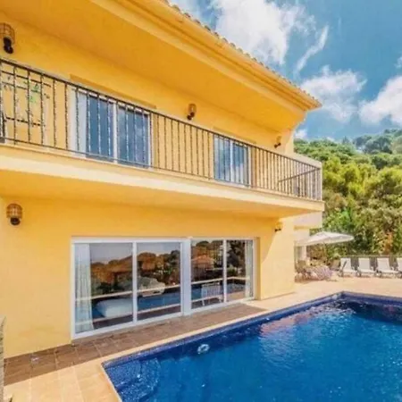V&v Lloret-villa Julia- Gran Casa Para 12 Personas Con Increibles Vistas Al Mar Y Lloret Con Piscina Privada *