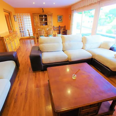 빌라 V&v Lloret-villa Julia- Gran Casa Para 12 Personas Con Increibles Vistas Al Mar Y Lloret Con Piscina Privada 료렛 드 마르