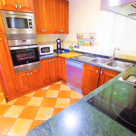 V&v Lloret-villa Julia- Gran Casa Para 12 Personas Con Increibles Vistas Al Mar Y Lloret Con Piscina Privada Villa Lloret de Mar