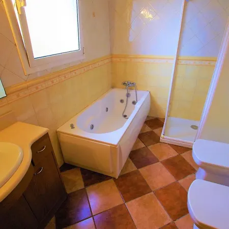 V&v Lloret-villa Julia- Gran Casa Para 12 Personas Con Increibles Vistas Al Mar Y Lloret Con Piscina Privada Villa *