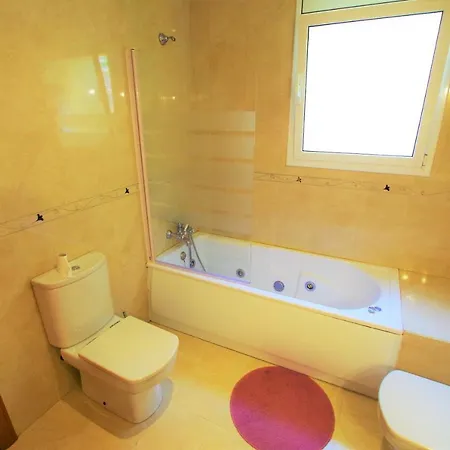 V&v Lloret-villa Julia- Gran Casa Para 12 Personas Con Increibles Vistas Al Mar Y Lloret Con Piscina Privada *