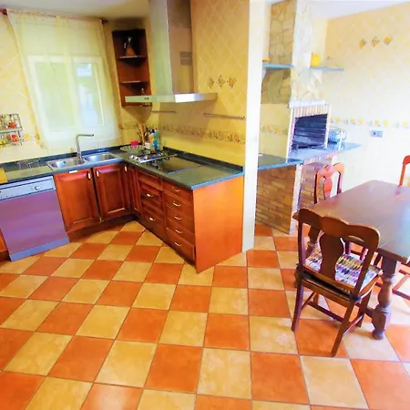 빌라 V&v Lloret-villa Julia- Gran Casa Para 12 Personas Con Increibles Vistas Al Mar Y Lloret Con Piscina Privada