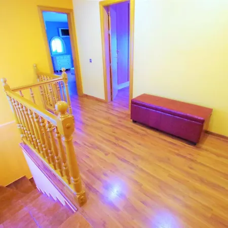 Villa V&v Lloret-villa Julia- Gran Casa Para 12 Personas Con Increibles Vistas Al Mar Y Lloret Con Piscina Privada Lloret de Mar