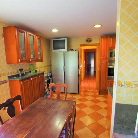 فيلة V&v Lloret-villa Julia- Gran Casa Para 12 Personas Con Increibles Vistas Al Mar Y Lloret Con Piscina Privada