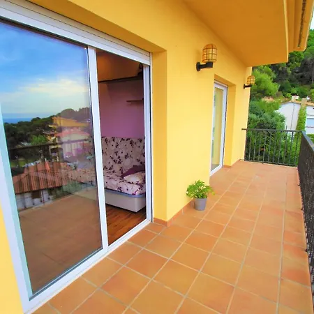 V&v Lloret-villa Julia- Gran Casa Para 12 Personas Con Increibles Vistas Al Mar Y Lloret Con Piscina Privada فيلة